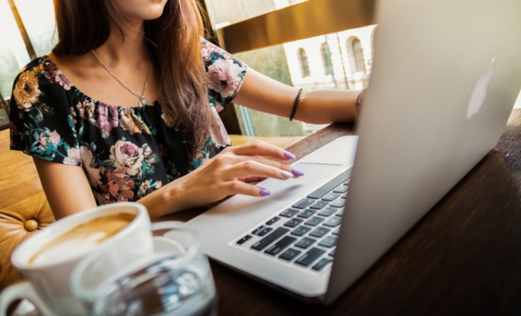 un servicio online de traducción profesional como Protranslate